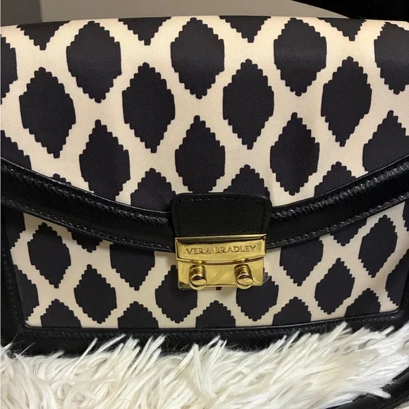Vera Bradley Tess Crossbody Bag  🖤 - Picture 3 of 10